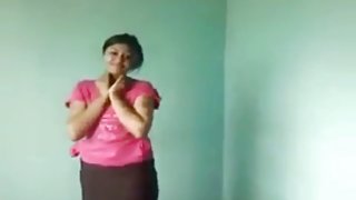 母亲和女儿喜欢拳交