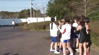 黑人女人做了色情按摩