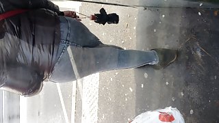 在浴室里的女人
