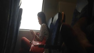 两名女警官在屋顶上操了一个黑人，试图逃离他们