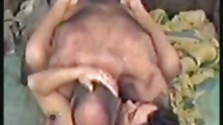 优雅的女孩与strapon