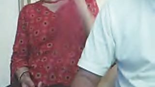 她本人为了性而离婚