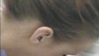 我养了一个年轻的乌克兰女人Elle Rose并把她撕在车里